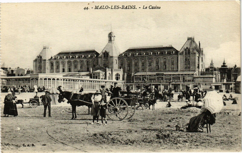Carte postale ancienne Malo-les-Bains - Le Casino