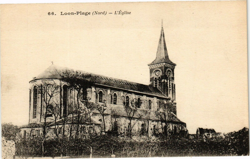 Carte postale ancienne Loon - Plage - L'Eglise à Loon-Plage