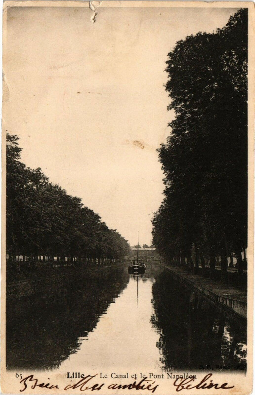Carte postale ancienne Lille - Le Canal et le Pont Napoleon à Lille