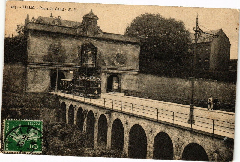Carte postale ancienne Lille - Porte de Gand à Lille