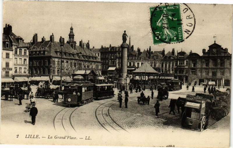 Carte postale ancienne Lille - La Grand Place à Lille