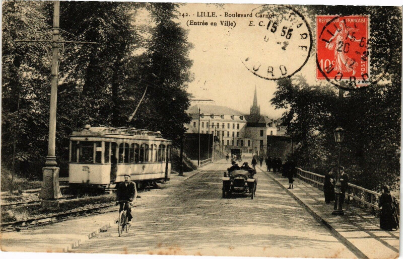 Carte postale ancienne Lille - Boulevard Carnot - Entrée en Ville à Lille