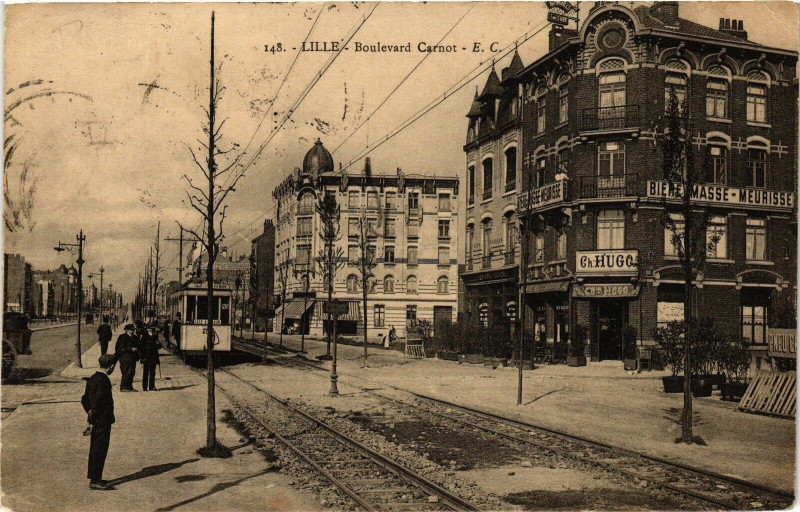 Carte postale ancienne Lille - Boulevard Carnot à Lille