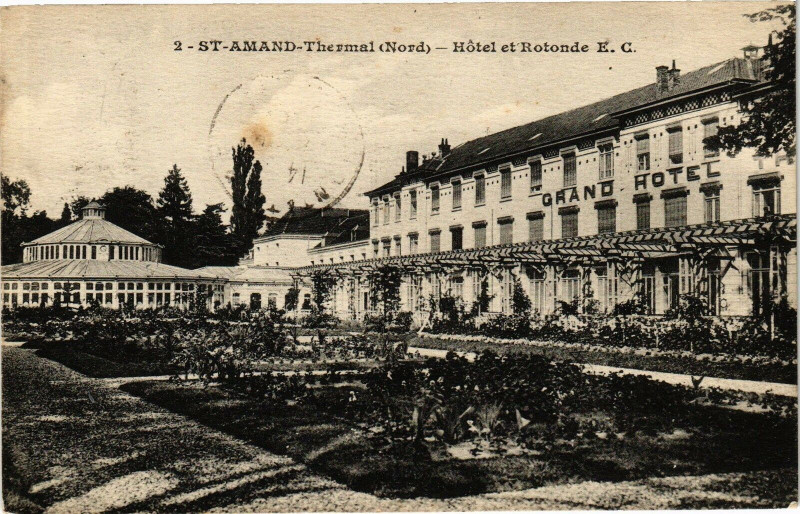 Carte postale ancienne Saint-Amand - thermal - Hotel et rotonde