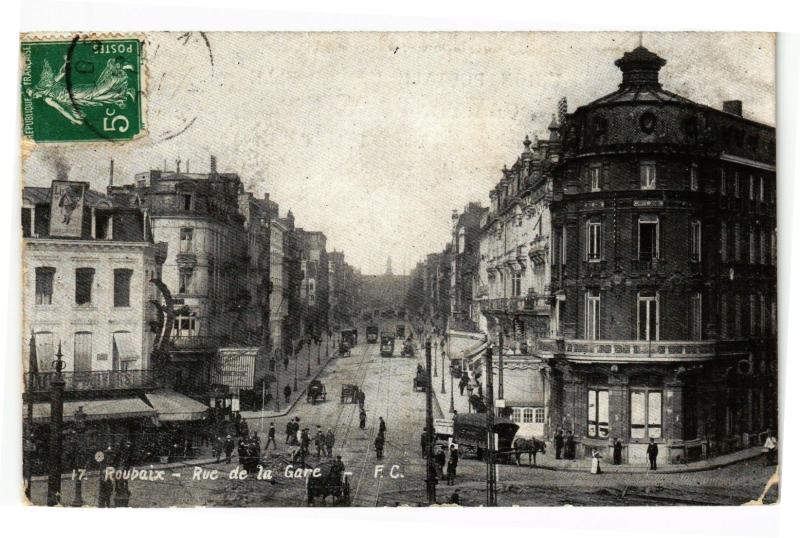 Carte postale ancienne Roubaix - Rue de la gare à Roubaix