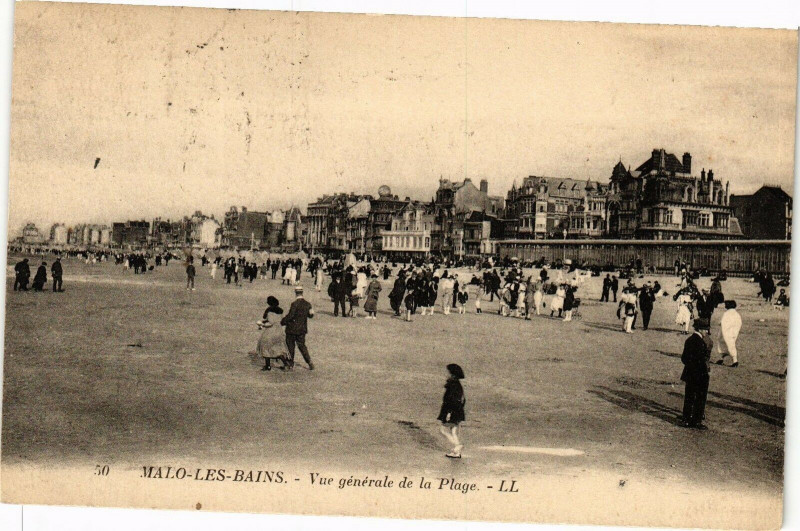 Carte postale ancienne Malo-les-Bains - Vue genera de la Plage