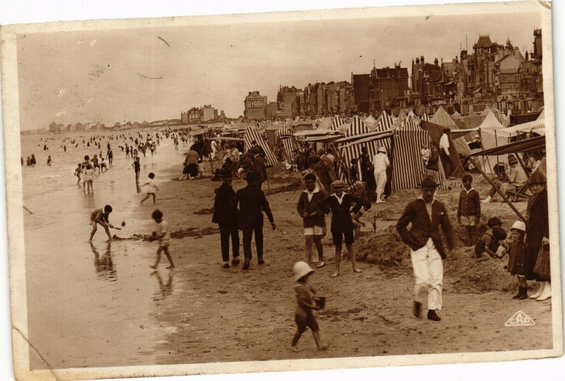 Carte postale ancienne Malo-les-Bains - la Plage