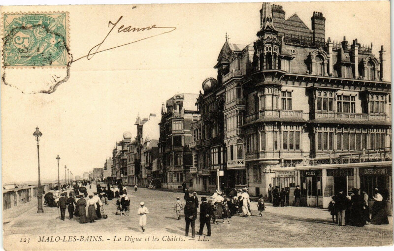 Carte postale ancienne Malo-les-Bains - La digue et les chalets