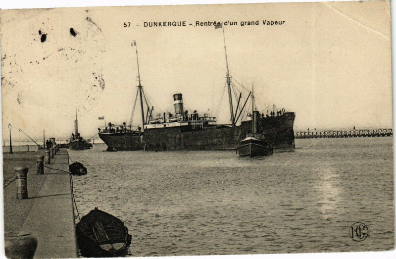 Carte postale ancienne Dunkerque - Rentée d'un grand Vapeur à Dunkerque