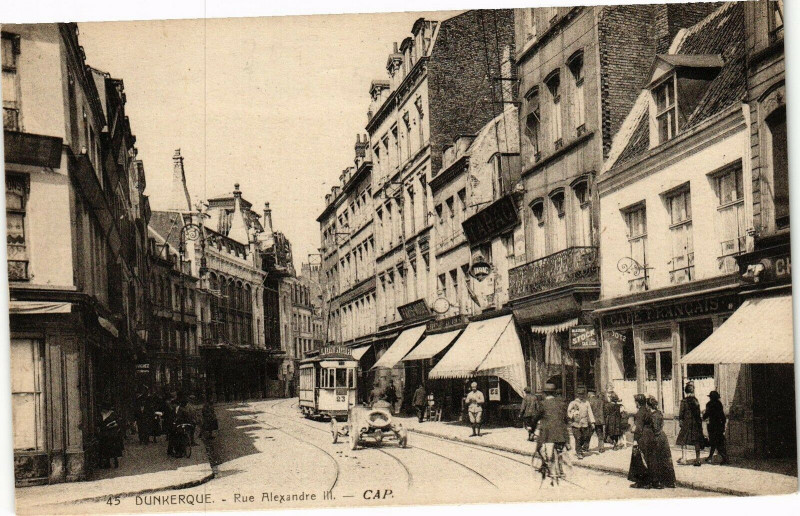 Carte postale ancienne Dunkerque - La rue Alexandre Iii à Dunkerque