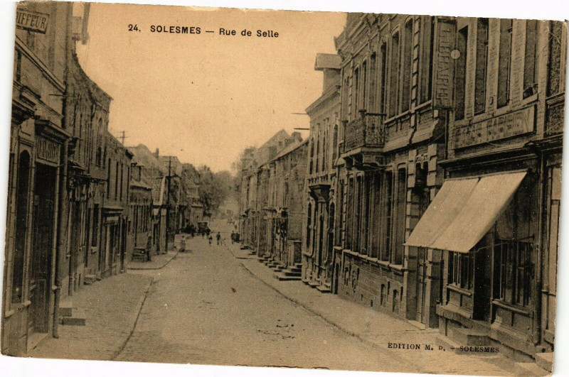Carte postale ancienne Solesmes - Rue de Seite à Solesmes
