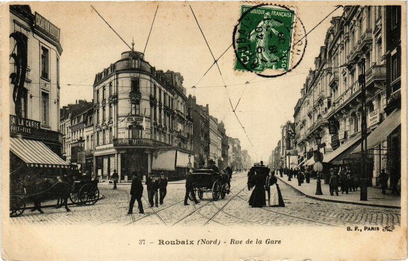 Carte postale ancienne Roubaix - Rue de la Gare à Roubaix