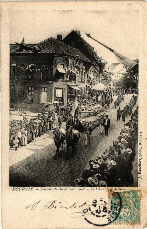 Carte postale ancienne Roubaix - Cavalcade du 31 mai 1903 - Le Char de l'Aviron à Roubaix