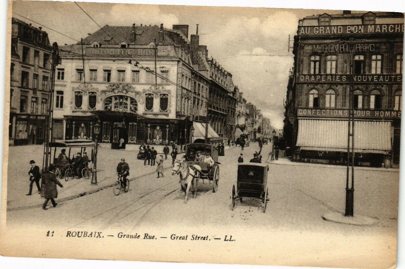 Carte postale ancienne Roubaix - Grande Rue - Great Stréet à Roubaix