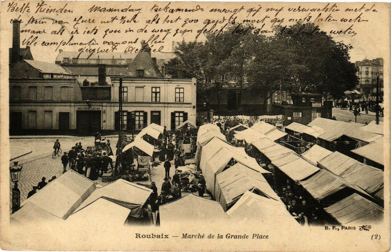 Carte postale ancienne Roubaix - Marche de la Grande Place à Roubaix