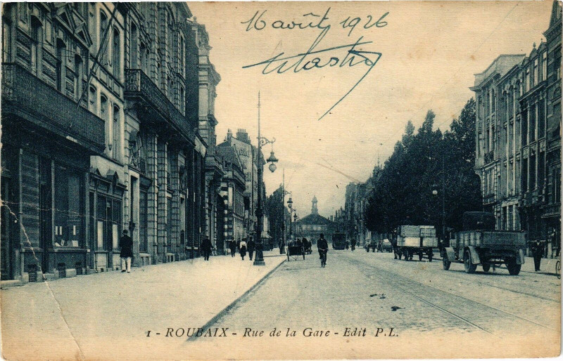 Carte postale ancienne Roubaix - Rue de la Gare (16 aout 1926) à Roubaix