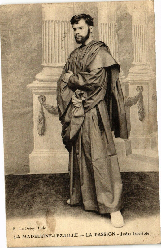 Carte postale ancienne La Madeleine-lez-Lille - La Passion - Judas iscariote à La Madeleine