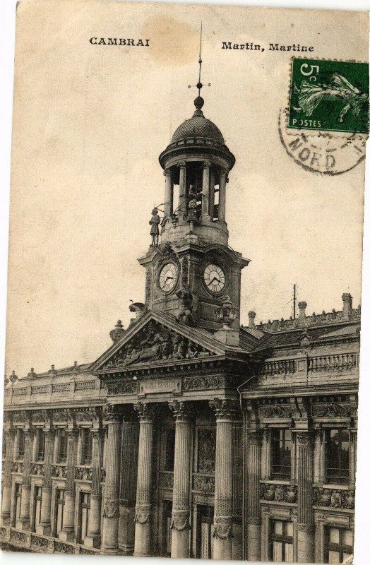 Carte postale ancienne Cambrai - Martin Martine à Cambrai