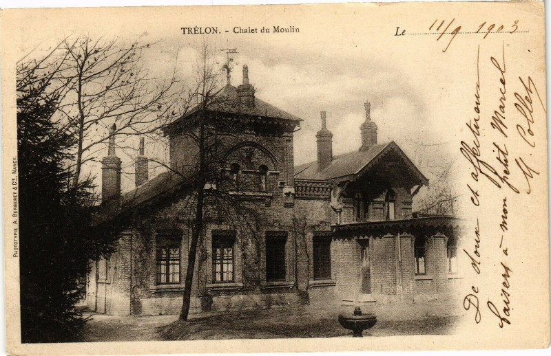 Carte postale ancienne Trelon - Chalet du moulin à Trélon