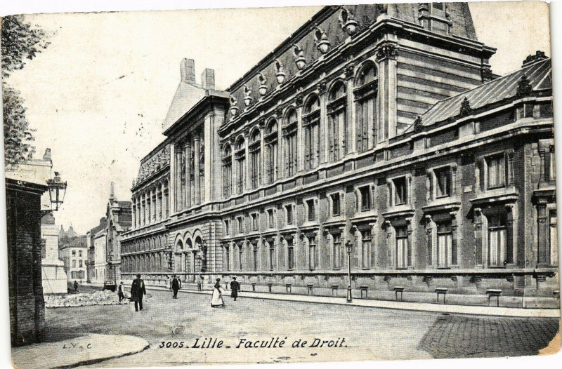 Carte postale ancienne Lille - Faculte de Droit à Lille