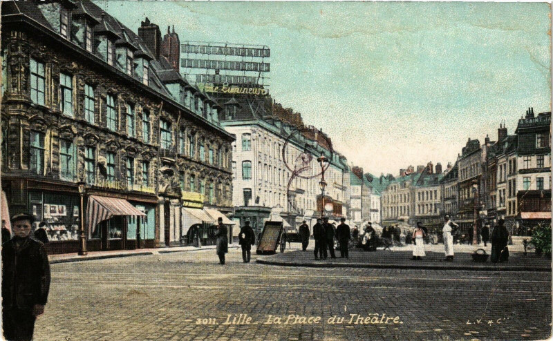 Carte postale ancienne Lille - La Place du Theatre à Lille