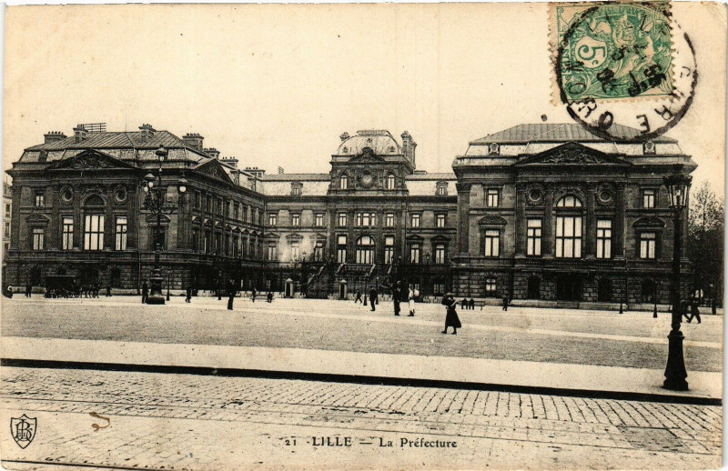 Carte postale ancienne Lille - La Prefecture à Lille