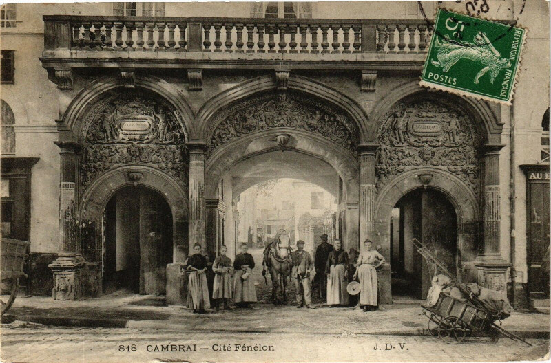 Carte postale ancienne Cambrai - Cite fenelon à Cambrai