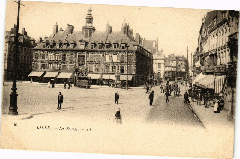 Carte postale ancienne Lille - La Bourse à Lille