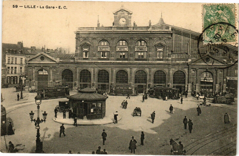 Carte postale ancienne Lille - La Gare à Lille