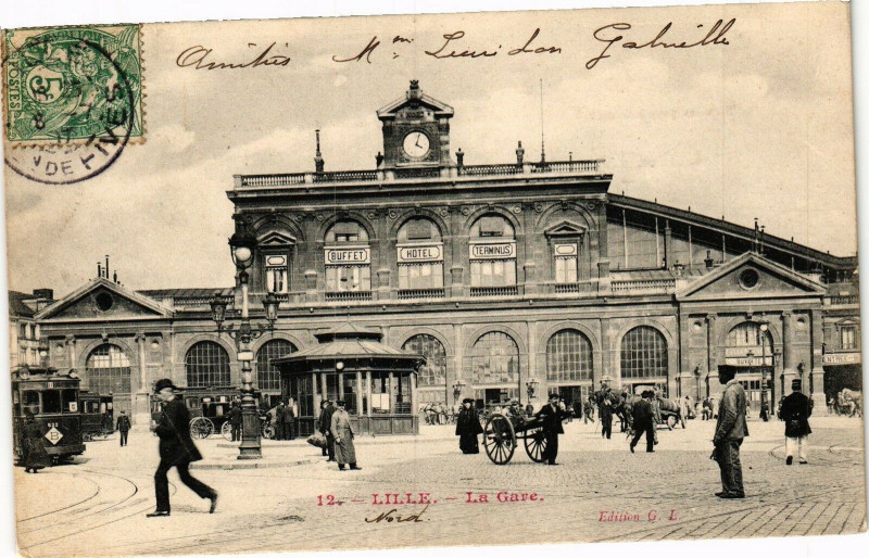 Carte postale ancienne Lille - La Gare à Lille