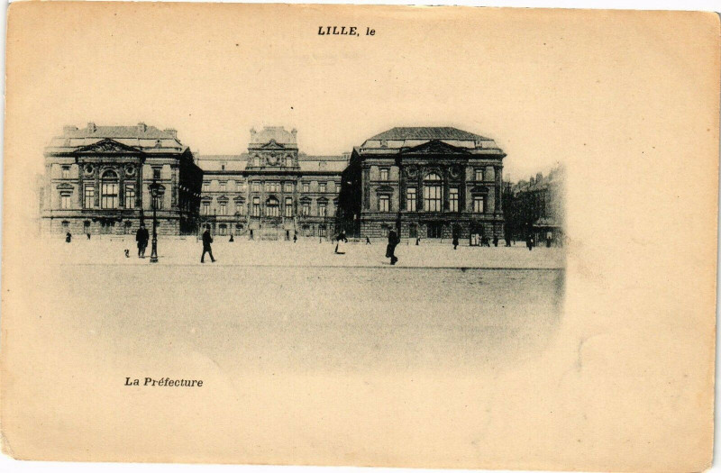 Carte postale ancienne Lille le La Prefecture à Lille