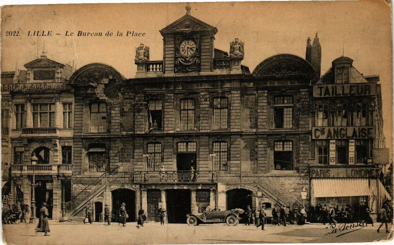 Carte postale ancienne Lille - La Bureau de la Place à Lille
