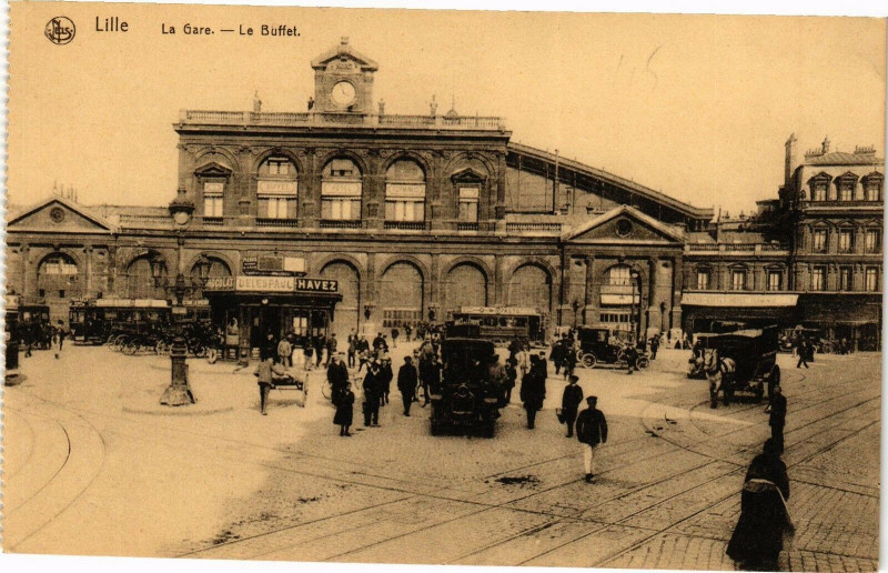 Carte postale ancienne Lille - La Gare - Le Buffet à Lille