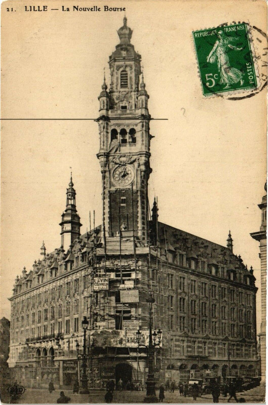Carte postale ancienne Lille - La Nouvelle Bourse à Lille