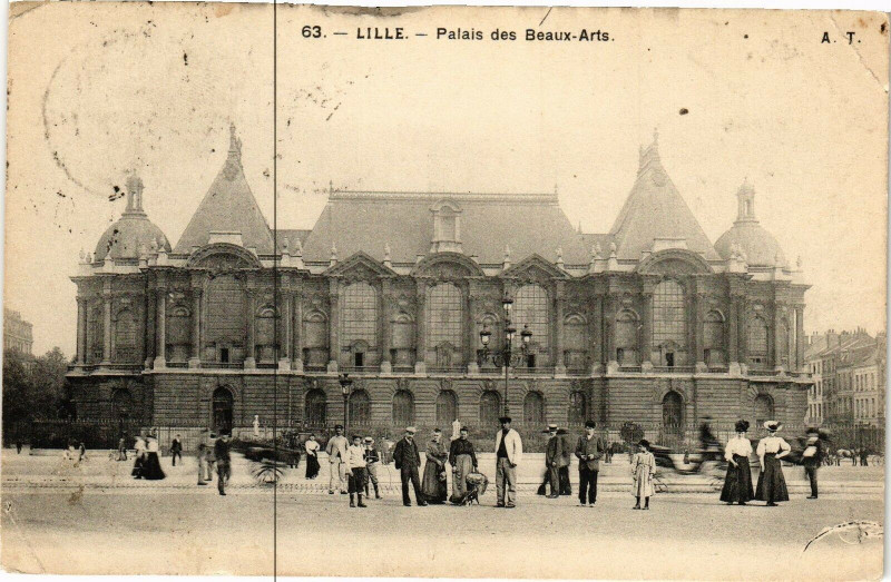Carte postale ancienne Lille - Palais des Beaux-Arts à Lille