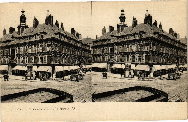 Carte postale ancienne Nord de la France - Lille - La Bourse à Lille