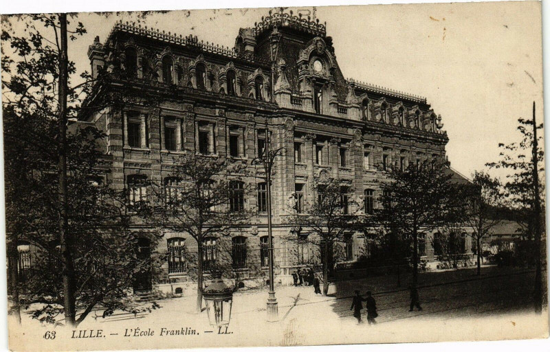 Carte postale ancienne Lille - L'Ecole Franclin à Lille