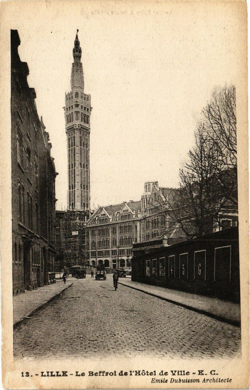 Carte postale ancienne Lille - Le Beffroi de l'Hotel de Ville à Lille