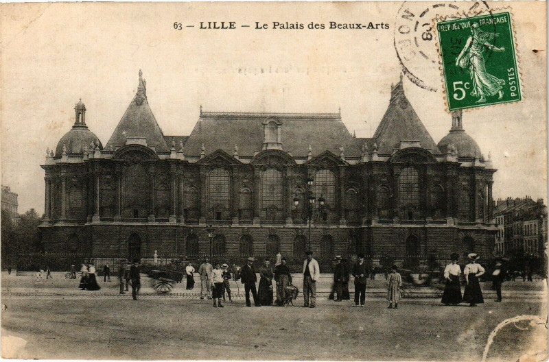 Carte postale ancienne Lille - Le Palais des Beaux-Arts à Lille