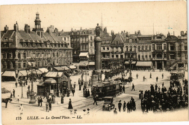 Carte postale ancienne Lille - La Grand ' Place à Lille