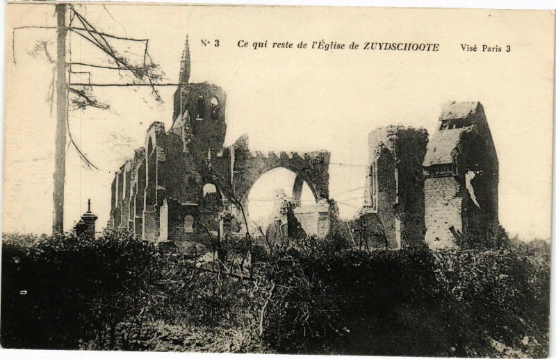 Carte postale ancienne Ce qui reste de l'Eglise de Zuydschoote