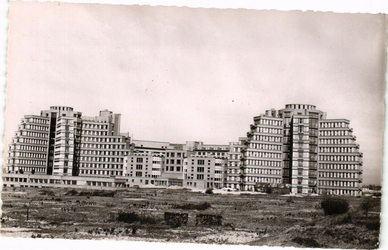Carte postale ancienne Lille - Cite Hospitaliere à Lille