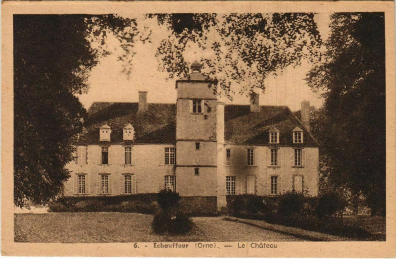 Carte postale ancienne Echauffour La Chateau à Échauffour