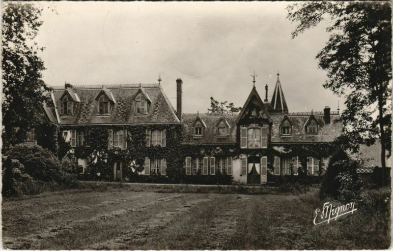 Carte postale ancienne Nouilly-sur-Eure Chateau du Gerinos à Ri