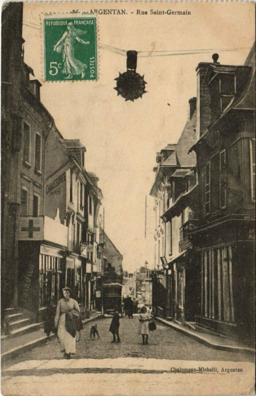 Carte postale ancienne Argentan Rue Saint-Germain à Argentan