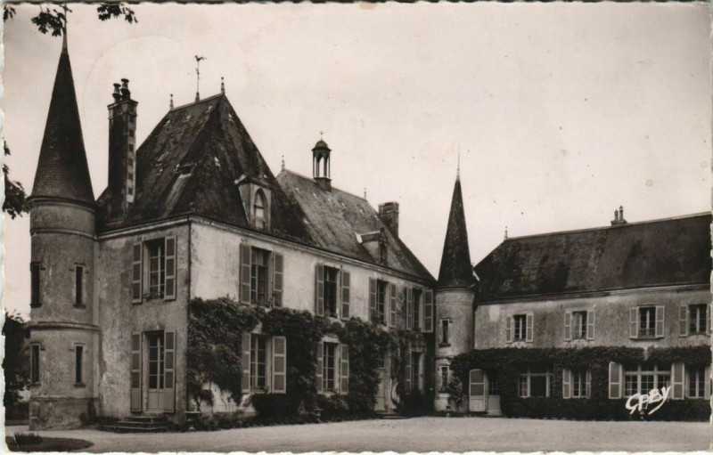 Carte postale ancienne Belleme Le Prieure de Saint-Martin à Bellême