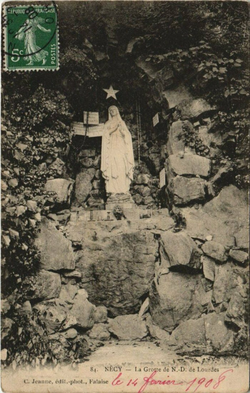 Carte postale ancienne Necy La Grotte de Nd de Lourdes à Nécy