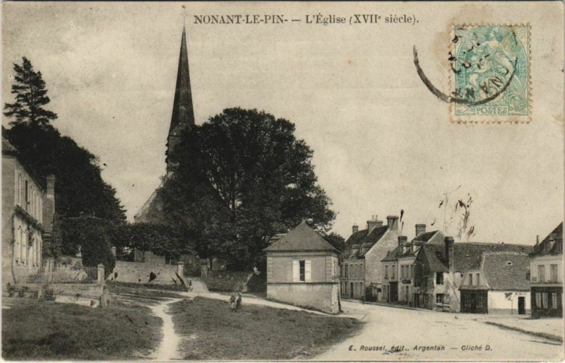 Carte postale ancienne Nonant-le-Pin L'Eglise à Nonant-le-Pin