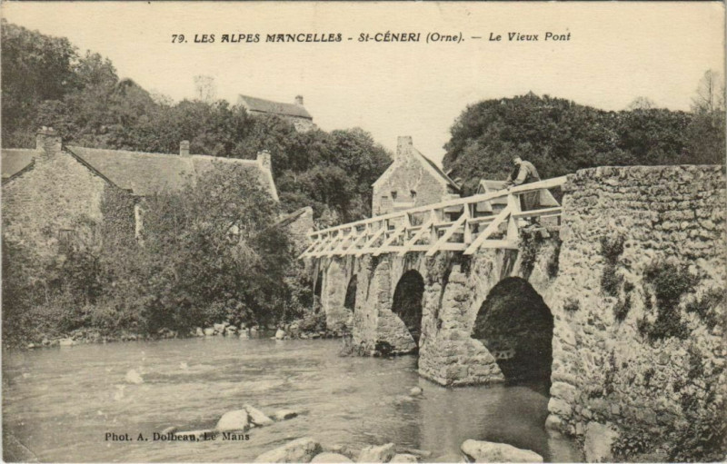 Carte postale ancienne St.Ceneri Le Vieux Pont France à Ri