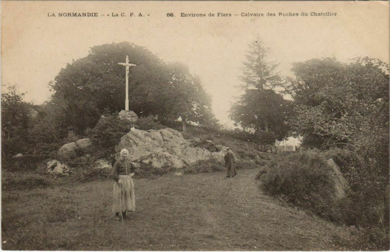 Carte postale ancienne Flers Calvaire des Roches du Chatellier France à Flers